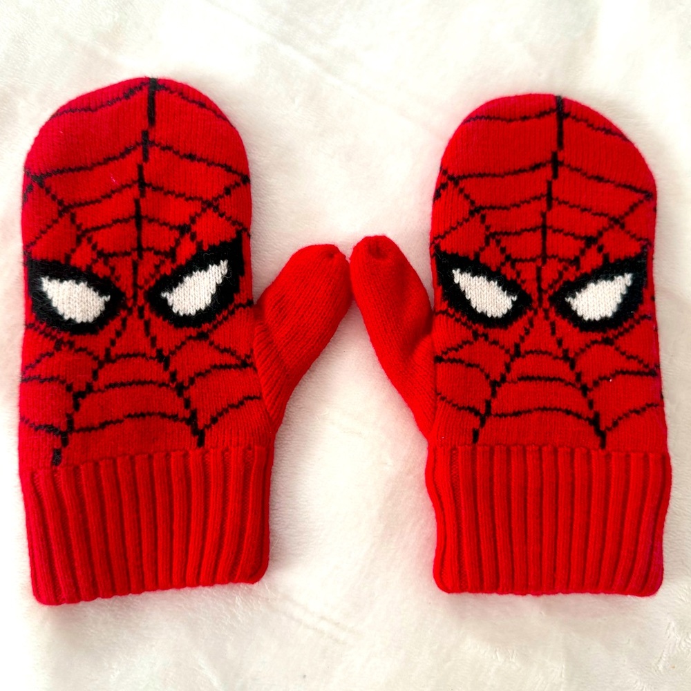 NWOT Spiderman Mittens GapKids Junk Food Collection Vintage